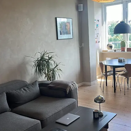 Cozy Bright 2 Apartment *